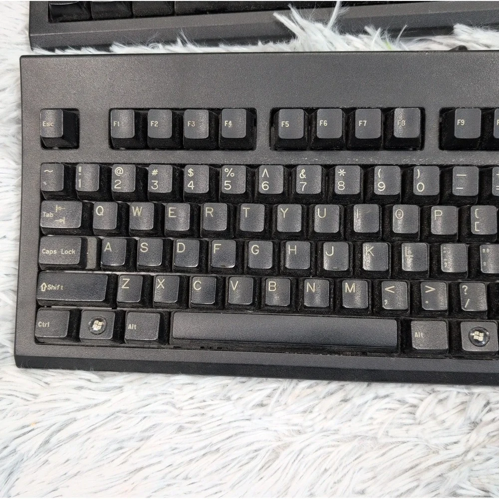 Lot Of 3 Vintage KeyTronic E06101P2 QWERTY Keyboard Typing Wired